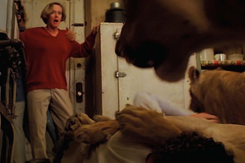 Tippi Hedrin in scream mode