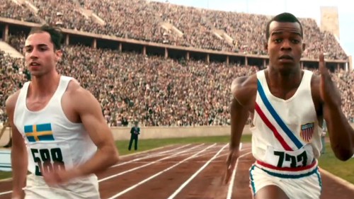 Stephen James (right) as Olympian Jesse Owens